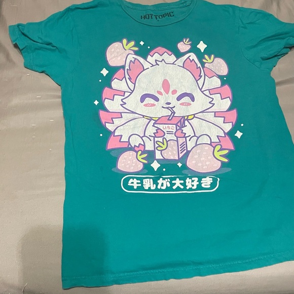 🐾3for$10🐾Hot Topic Tee - Picture 1 of 4